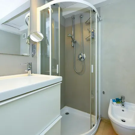 Acquarius - Mgh Apartman Sirmione